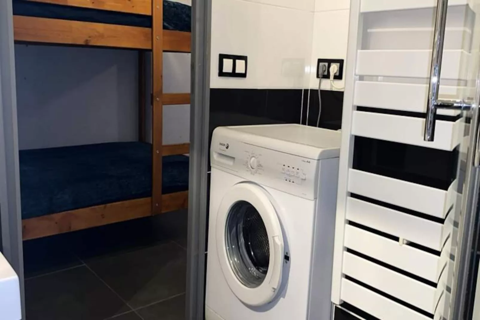 Beau T2 Bis Traversant Idéalement Situé-Niet-getagd