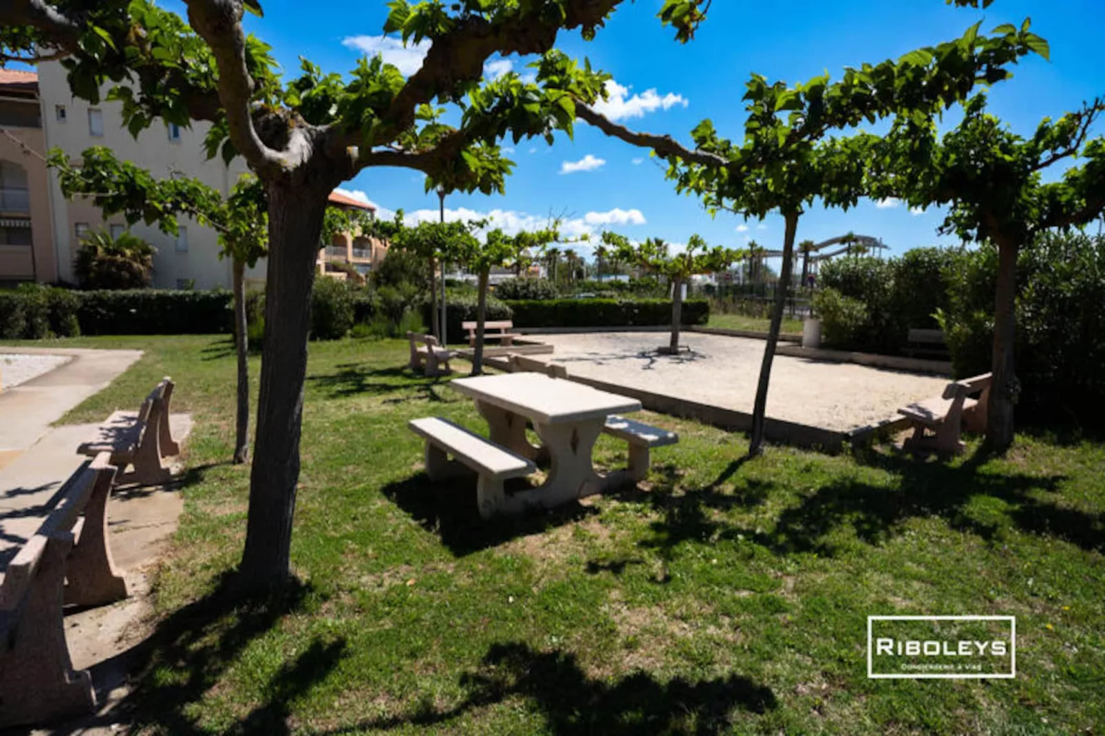 Vias-plage - Appartement Climatis&eacute; Avec Piscine Face &agrave; La Mer-Niet-getagd