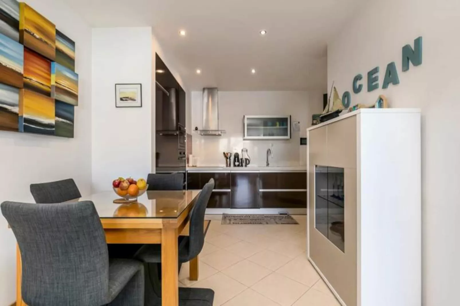 Apartment Henri-Niet-getagd