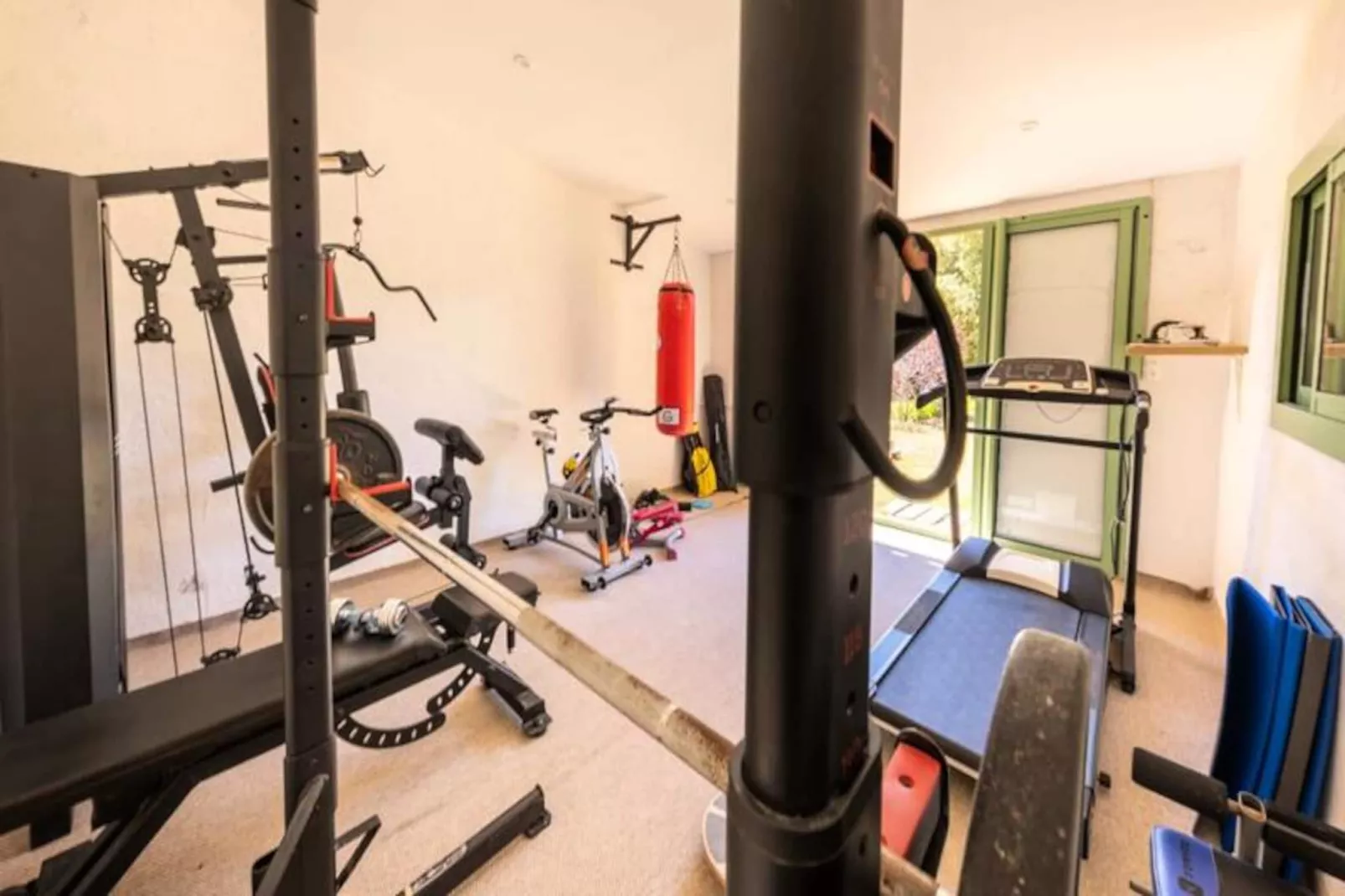 06bv : Cottage Au Calme Avec Piscine-Niet-getagd