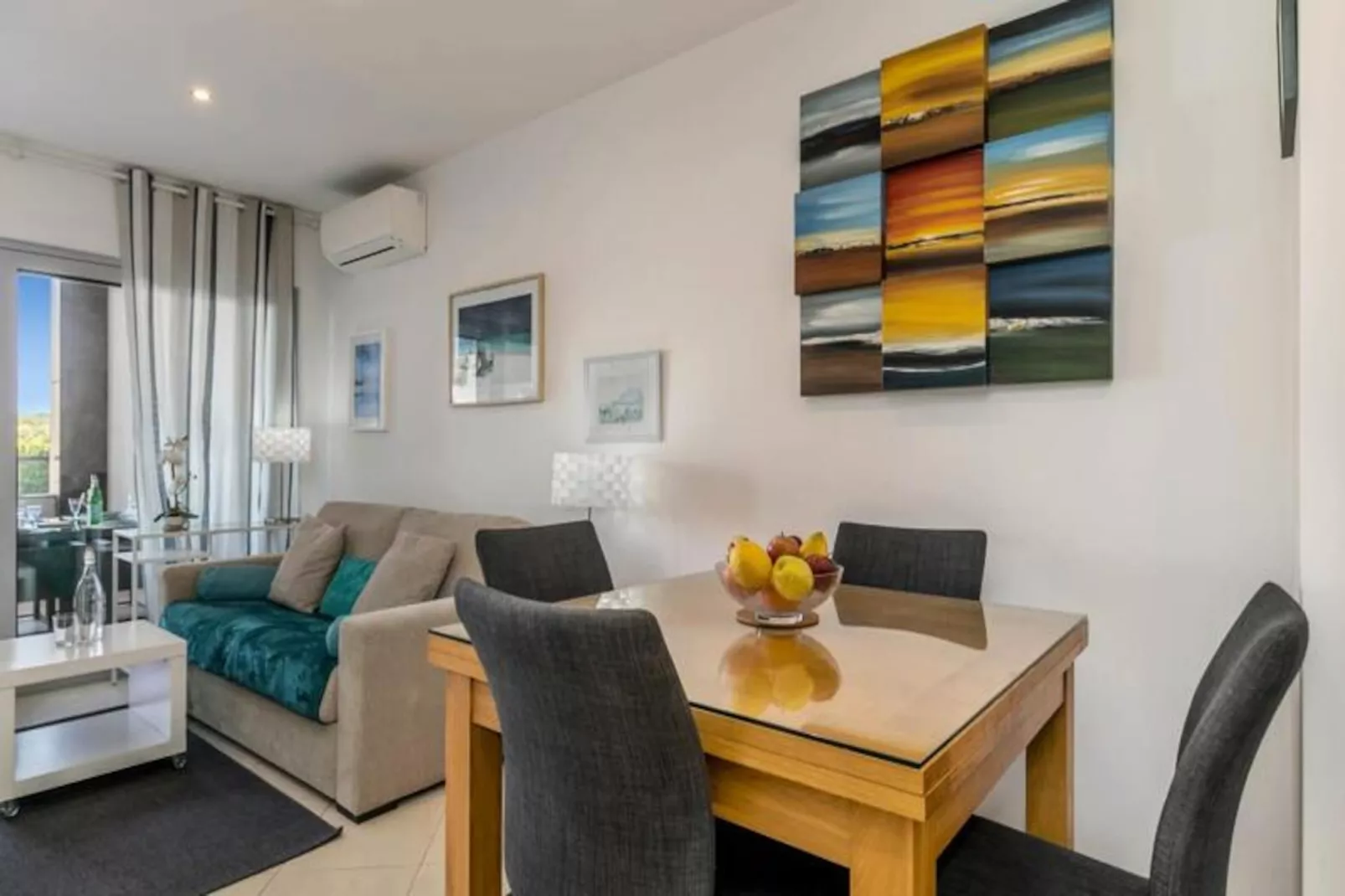 Apartment Henri-Niet-getagd