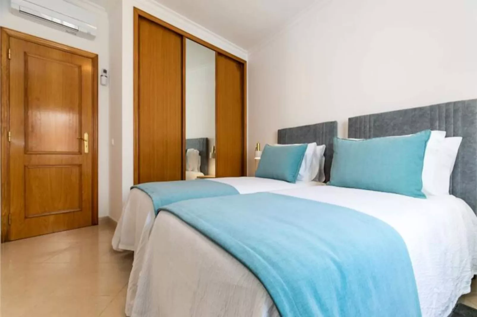 Casa Da Alegria-Niet-getagd