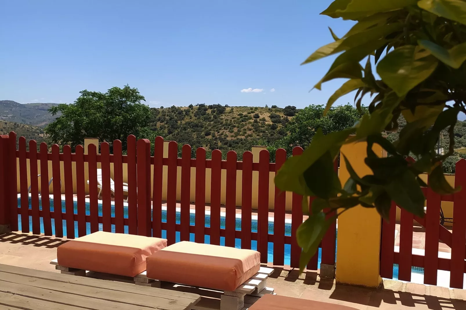 Posada del Silillo-Uitzicht zomer
