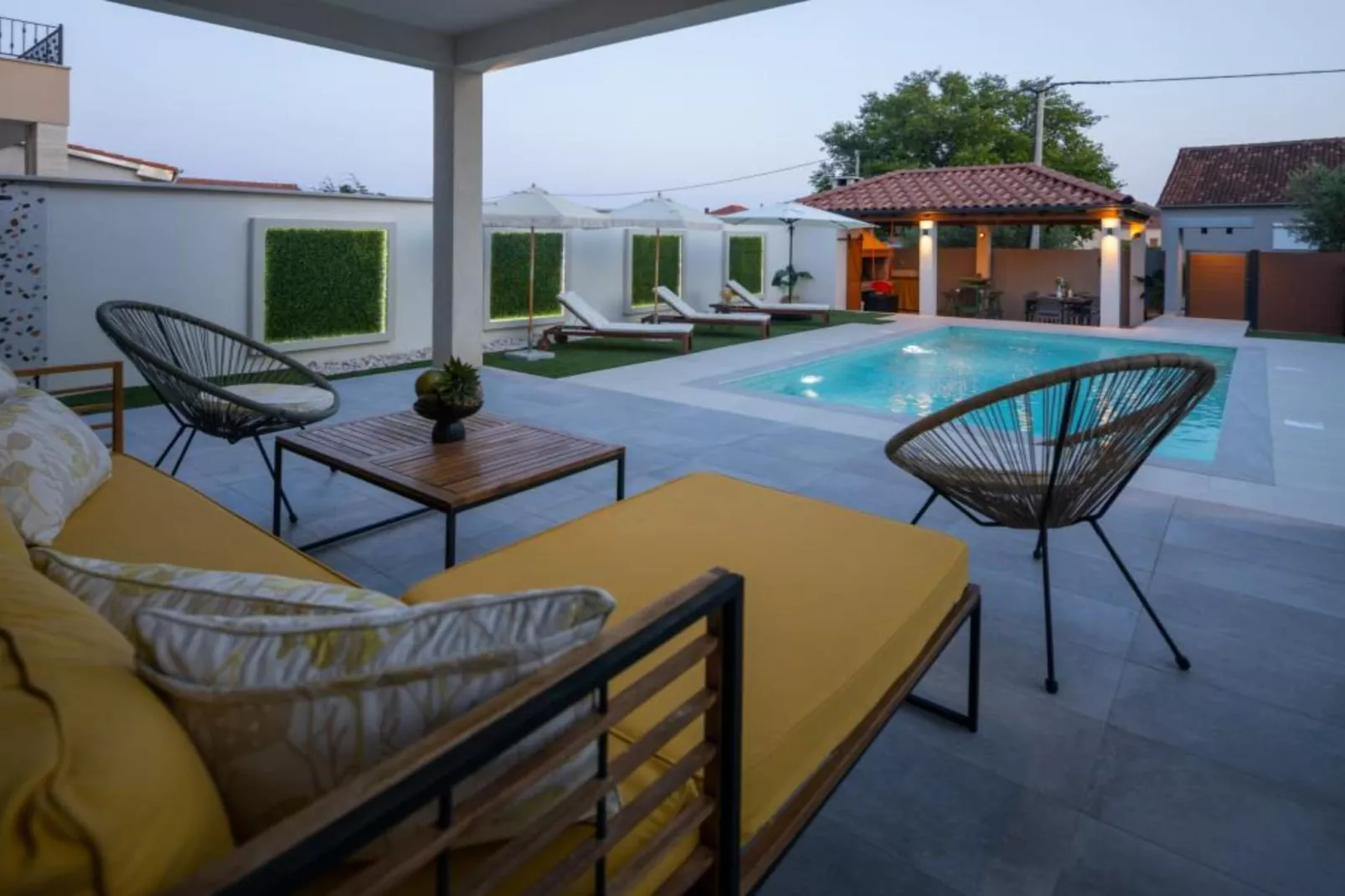 Lux Vintage House Bella Vita Biograd na Moru with Pool-Zwembad