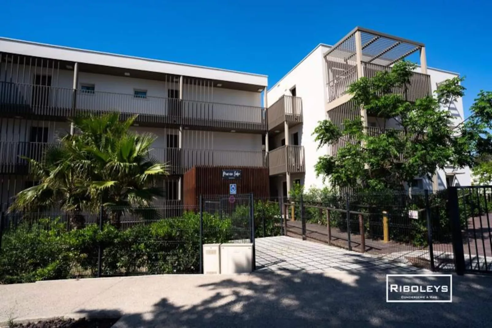 Marina Lodge - T2 Climatis&eacute; Avec Wifi Et Piscine-Niet-getagd