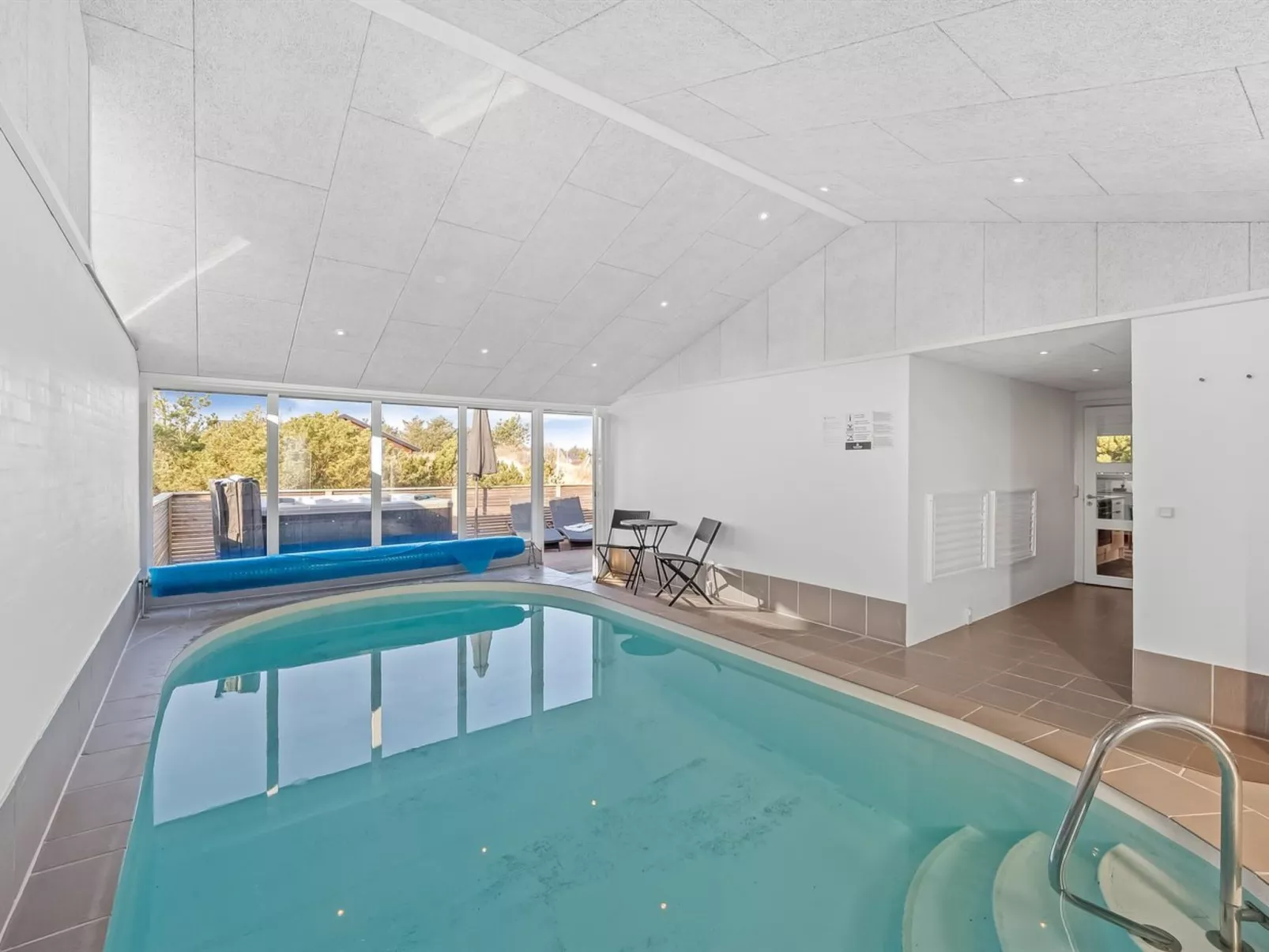 "Bela" -  from the sea-Buiten