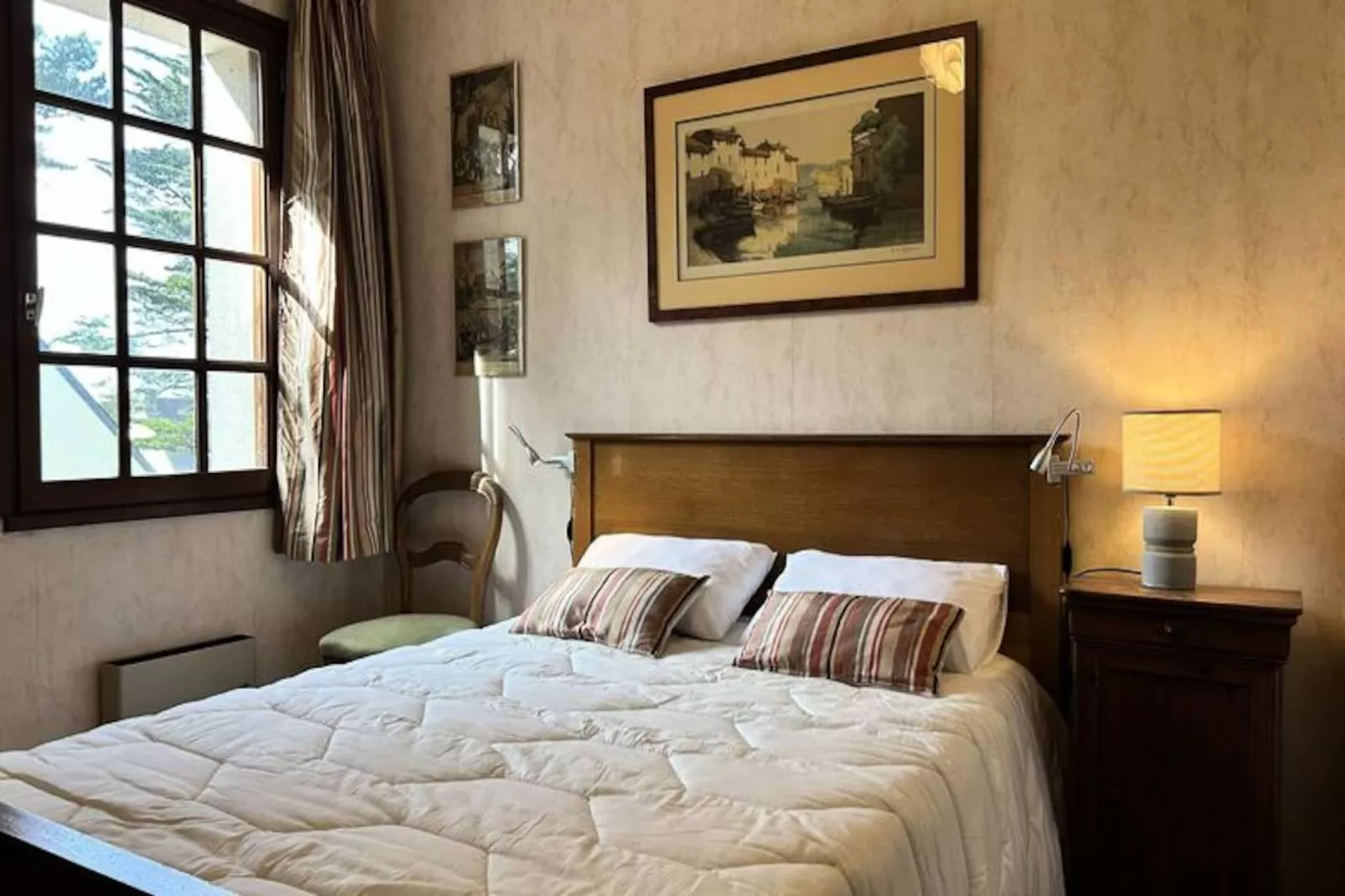 Résidence Les Hôpitaux-Niet-getagd