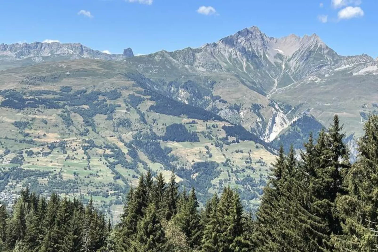 Résidence Les Cristaux - Niet-getagd