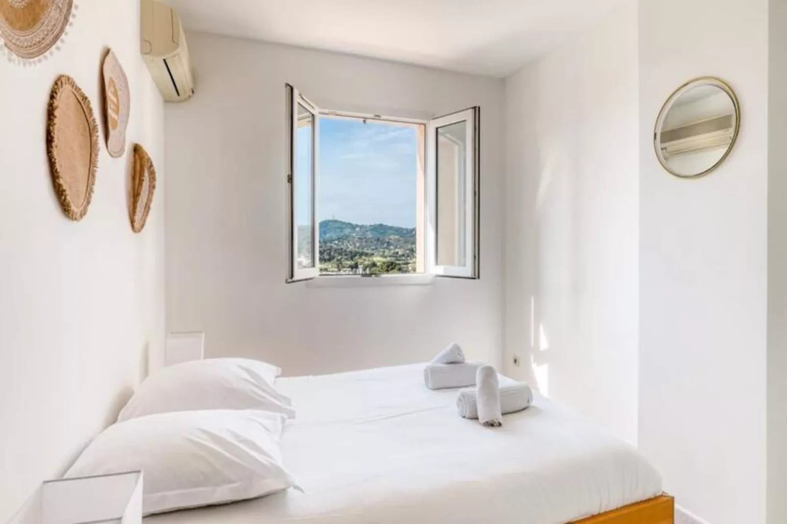 Résidence Vacances En Famille: Maison Avec Piscine & Vue Mer-Niet-getagd