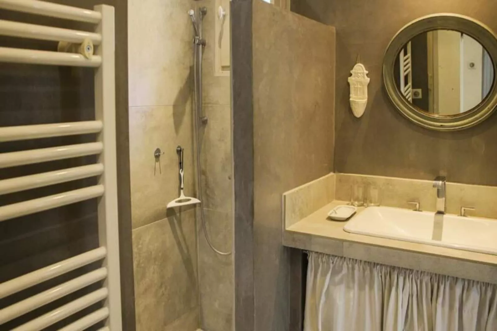 Maison De Vacances &agrave; Lourmarin &ndash; Vue Sur Le Ch&acirc;teau-Niet-getagd