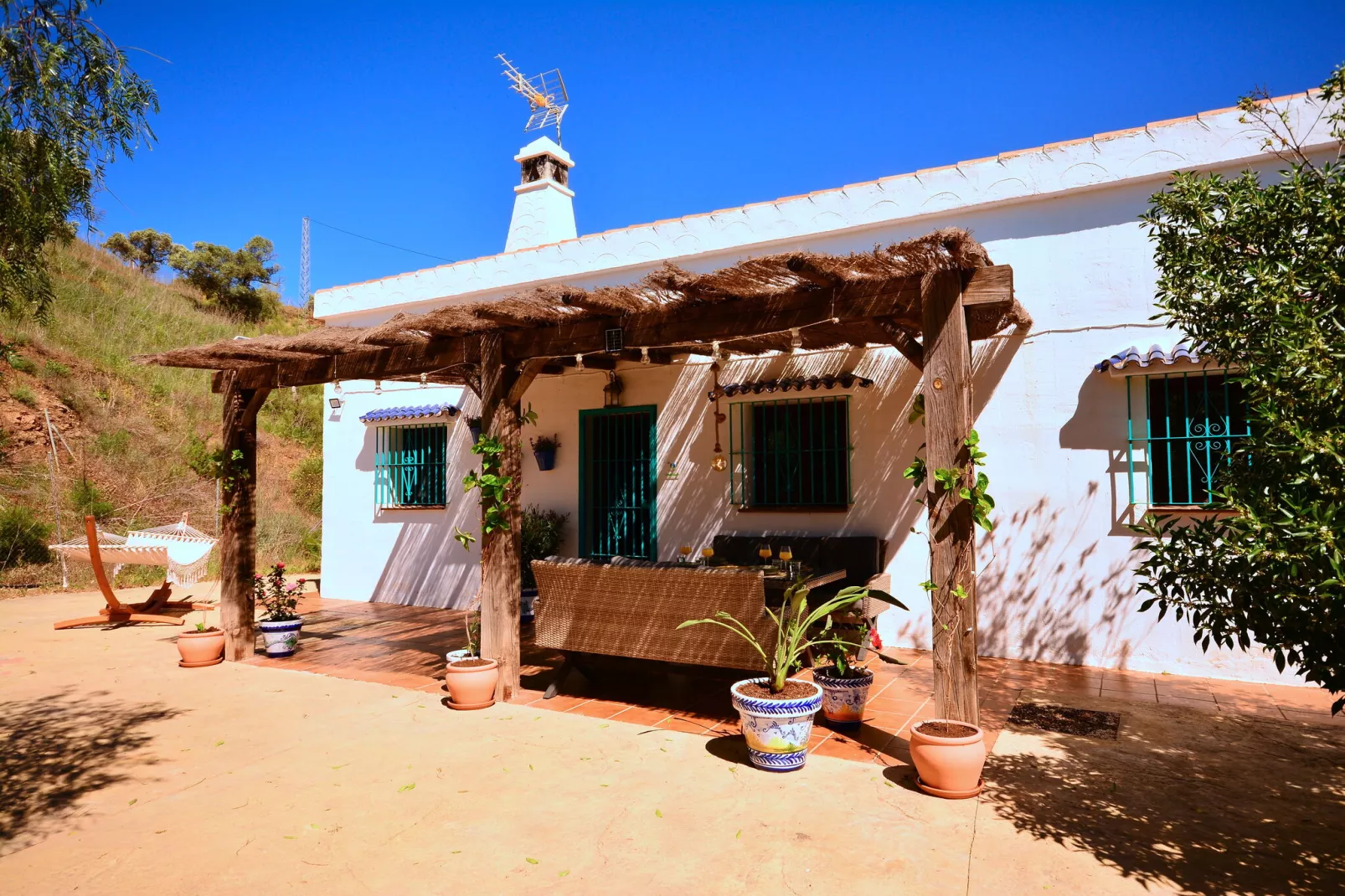 Villa Montes de Málaga-Buitenkant zomer