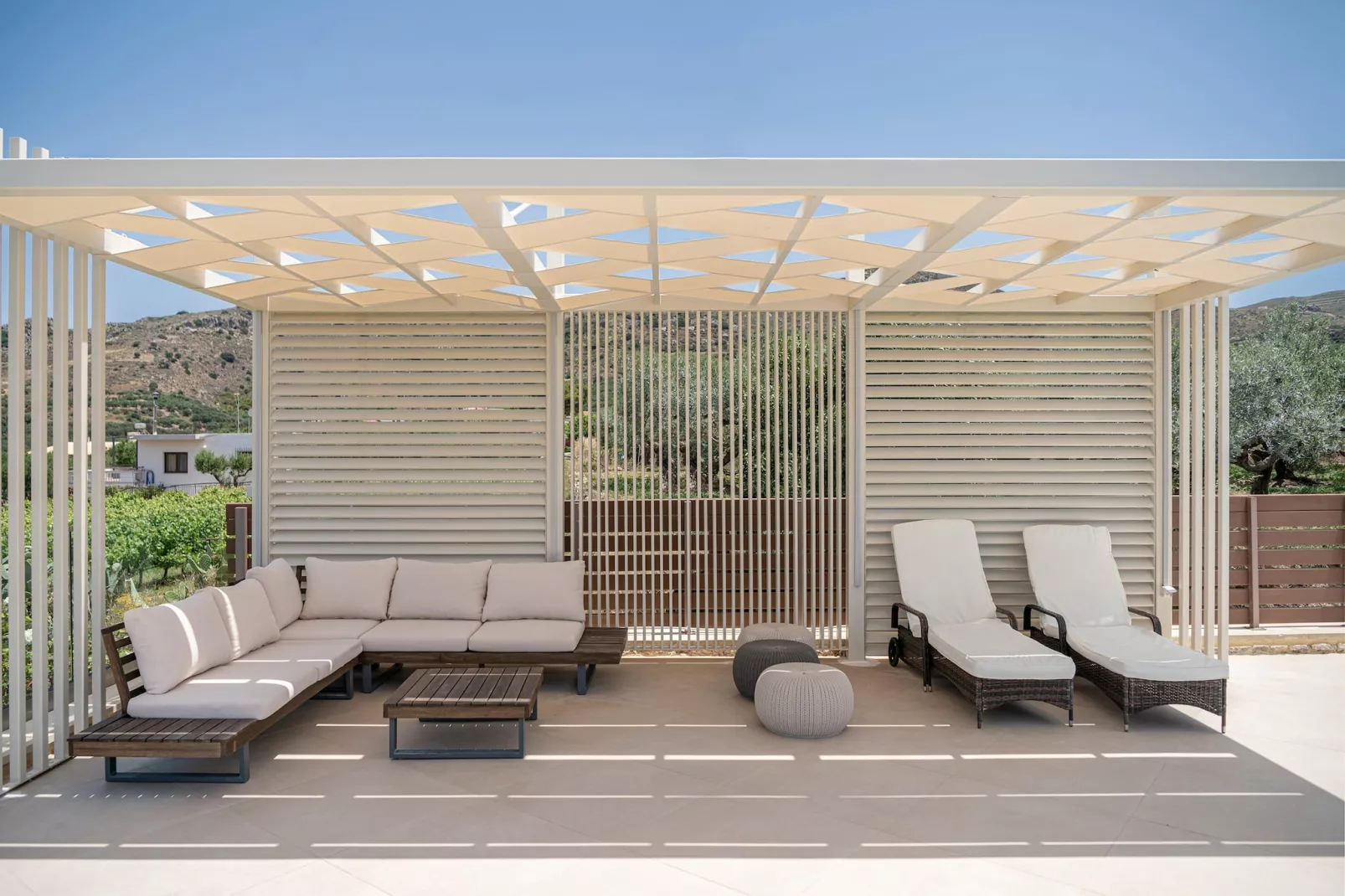 Villa Aloni 5prs-Terrasbalkon