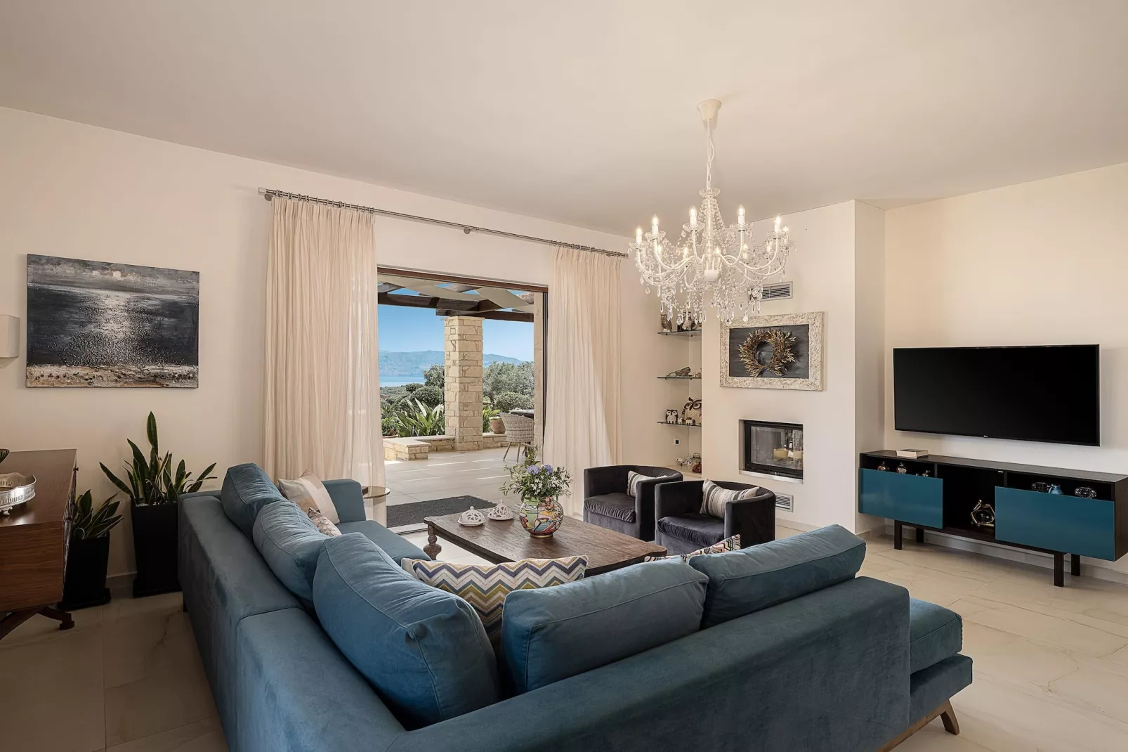 Villa Aloni 8prs-Woonkamer