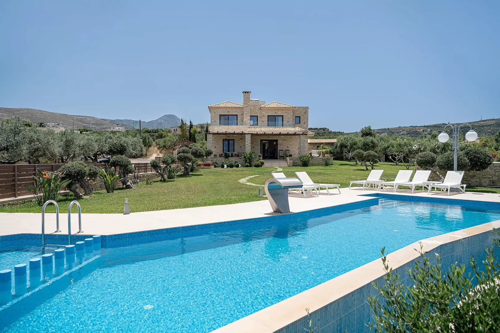 Villa Aloni 7prs-Zwembad