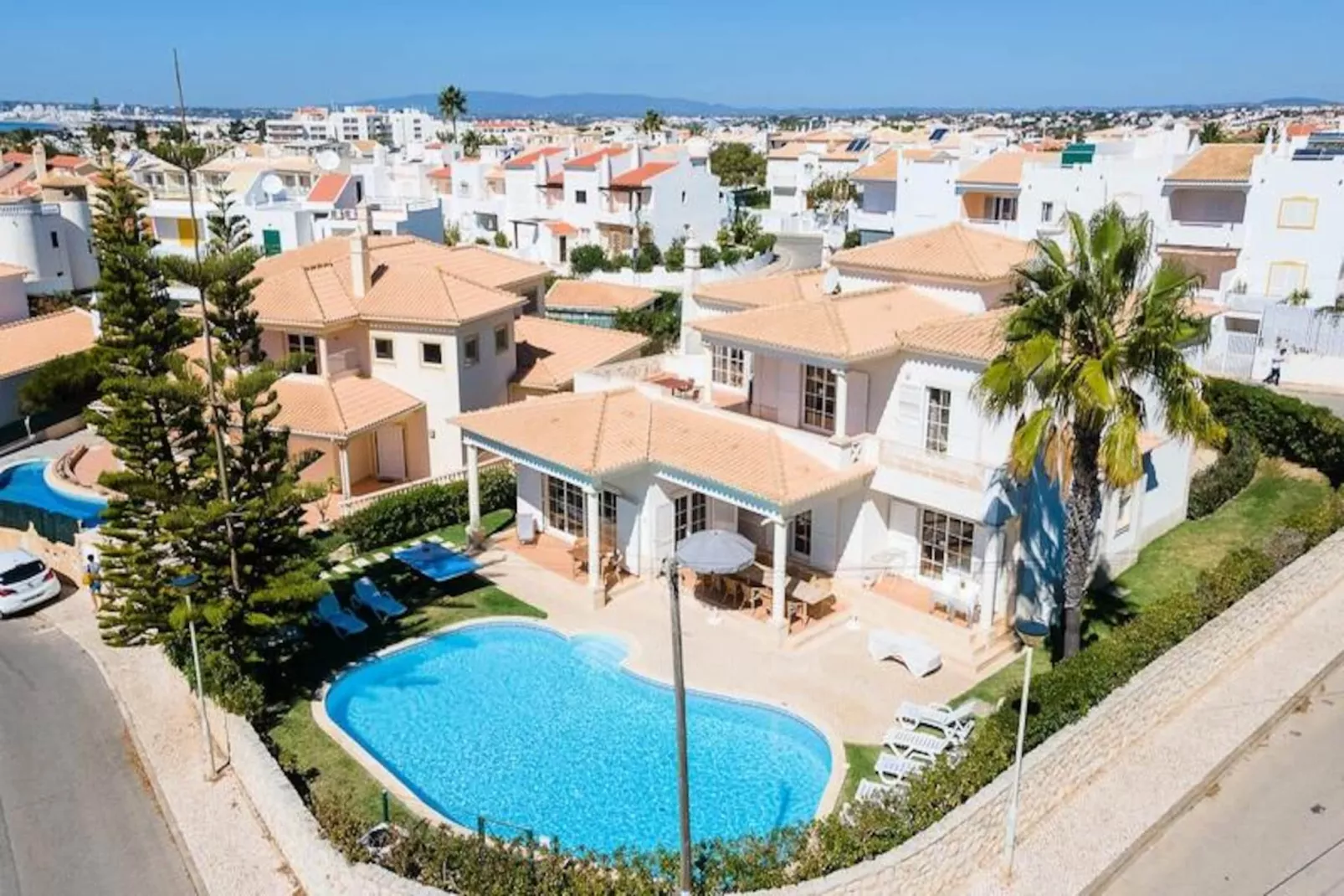 Maison à Guia-Niet-getagd