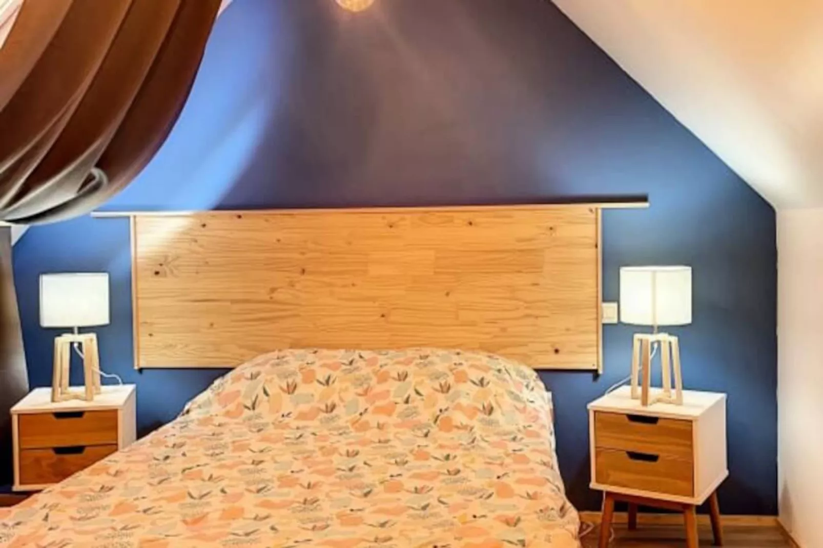 Résidence As 50 - Les Bateaux Au Bord De L'eau-Niet-getagd