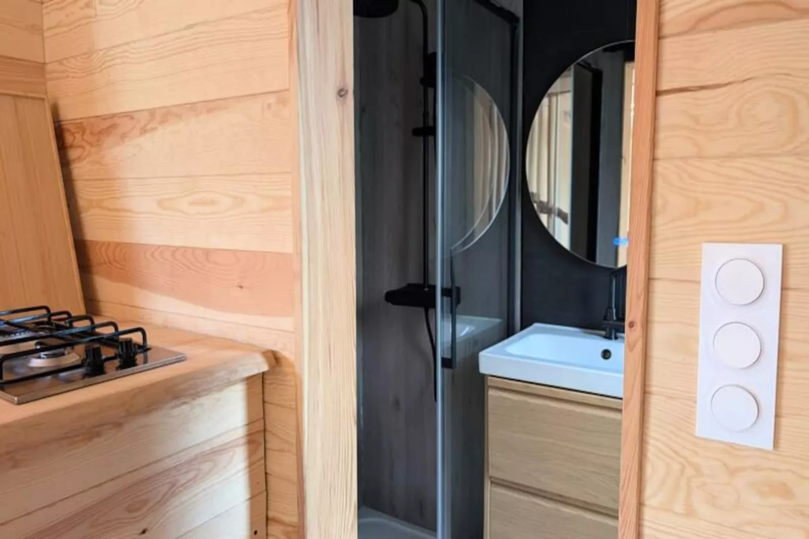 Lodge Sur L'eau En Dordogne-Niet-getagd