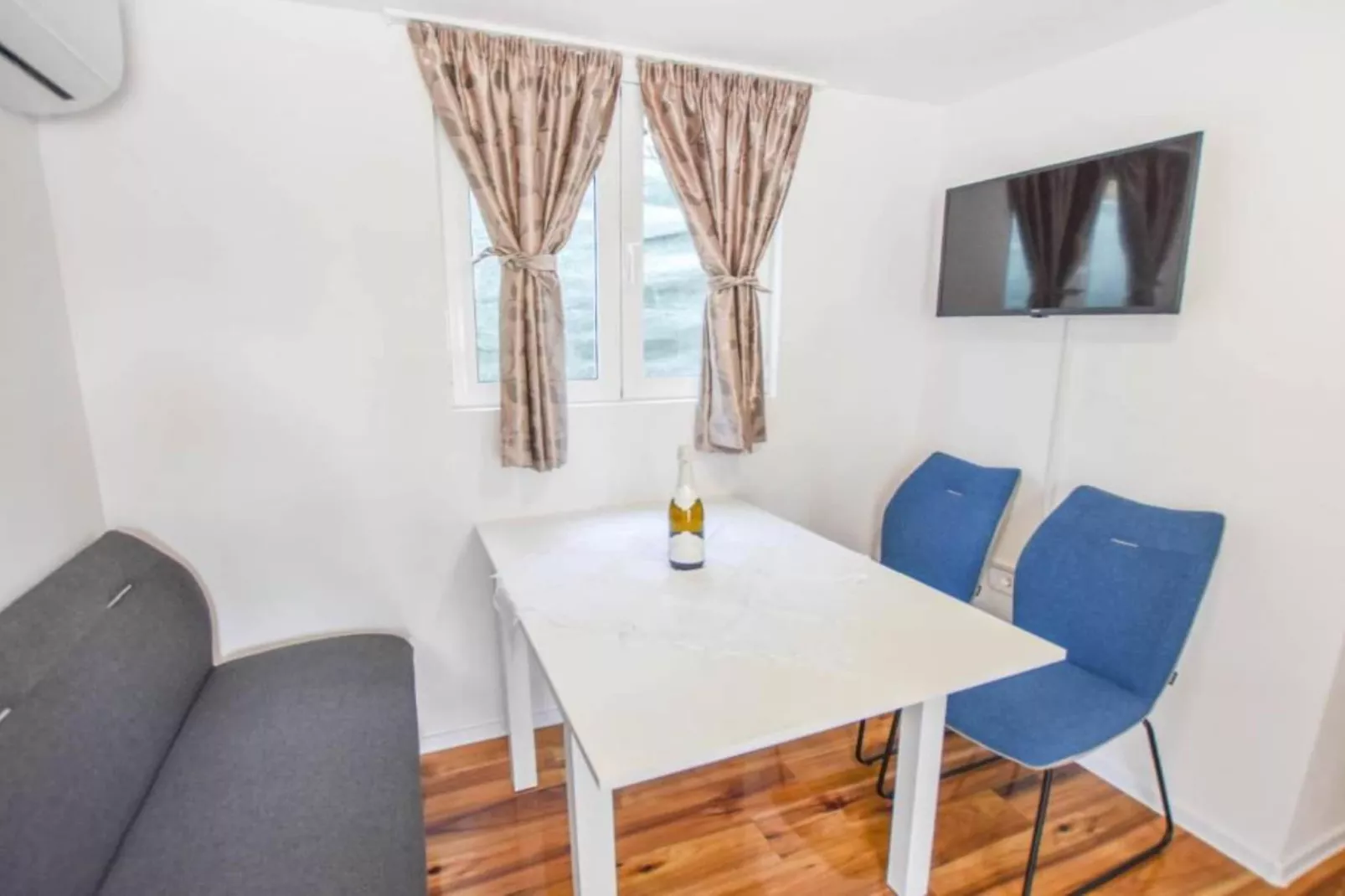 Mobile homes Bella vita 1-Buitenlucht