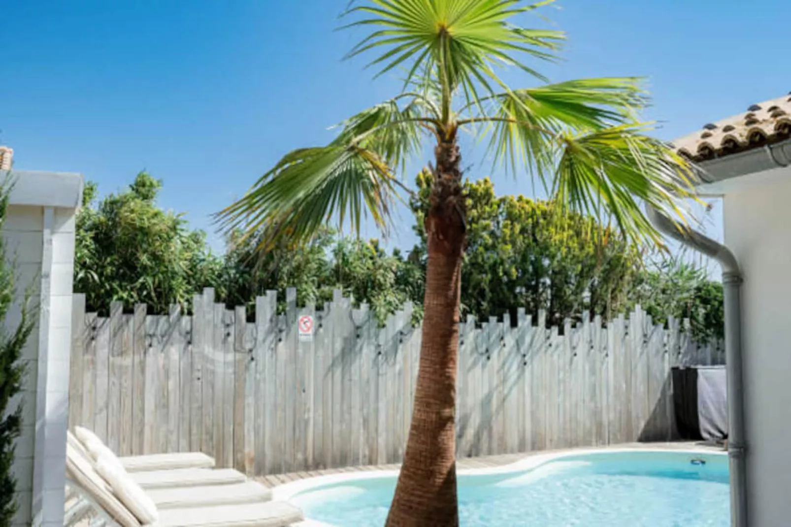 Résidence La Perle Rose Villa Standing 5 &eacute;toiles Avec Piscine Jacuzzi Et Superbe Vue-Niet-getagd