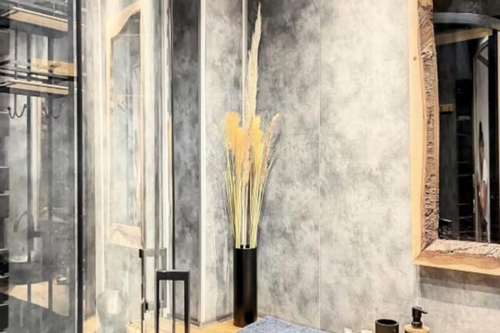 Résidence As 51 - Comme Un Poisson Dans L'eau-Niet-getagd