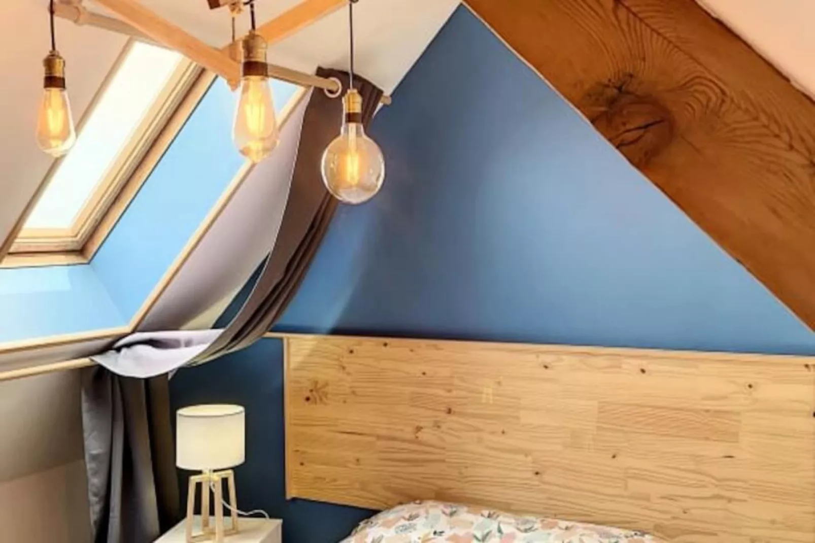 Résidence As 50 - Les Bateaux Au Bord De L'eau-Niet-getagd