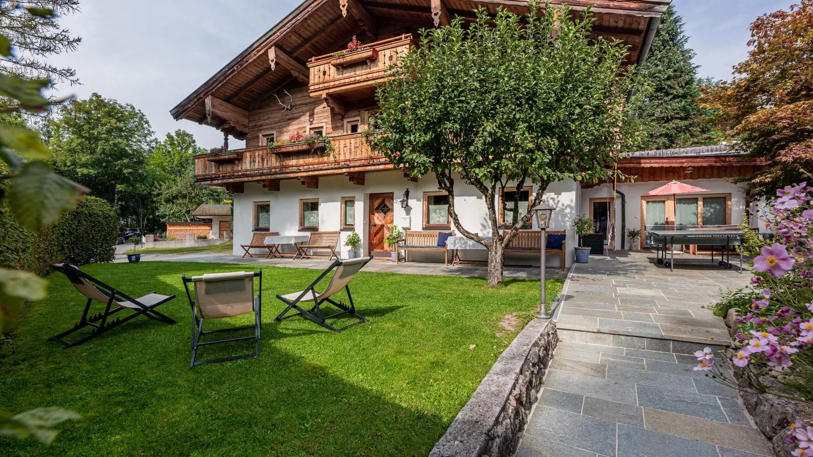 Dorf30-Buitenkant zomer