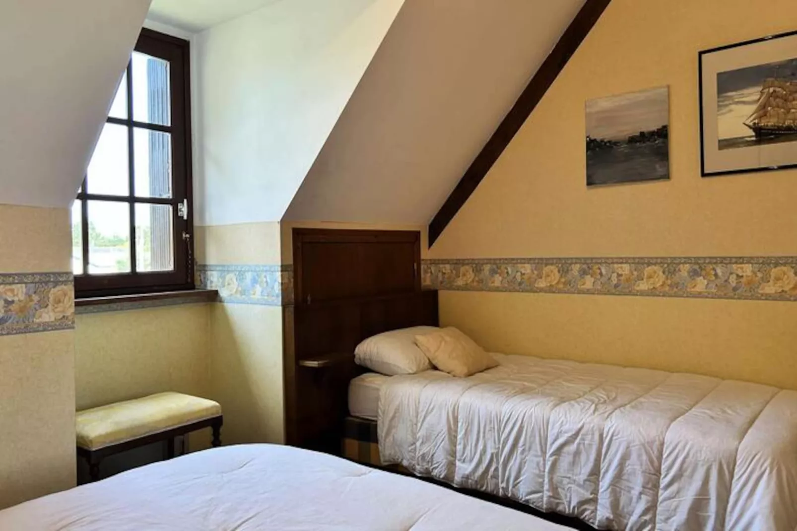 Résidence Les Hôpitaux-Niet-getagd