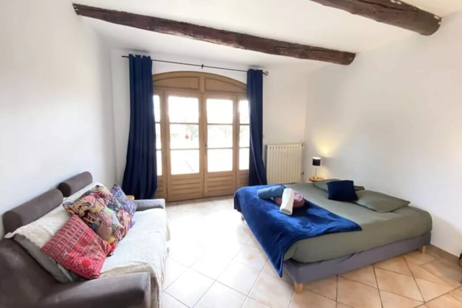 84b7 - Logement Dans Mas De Charme Du Xviii&egrave;me Si&egrave;cle-Niet-getagd