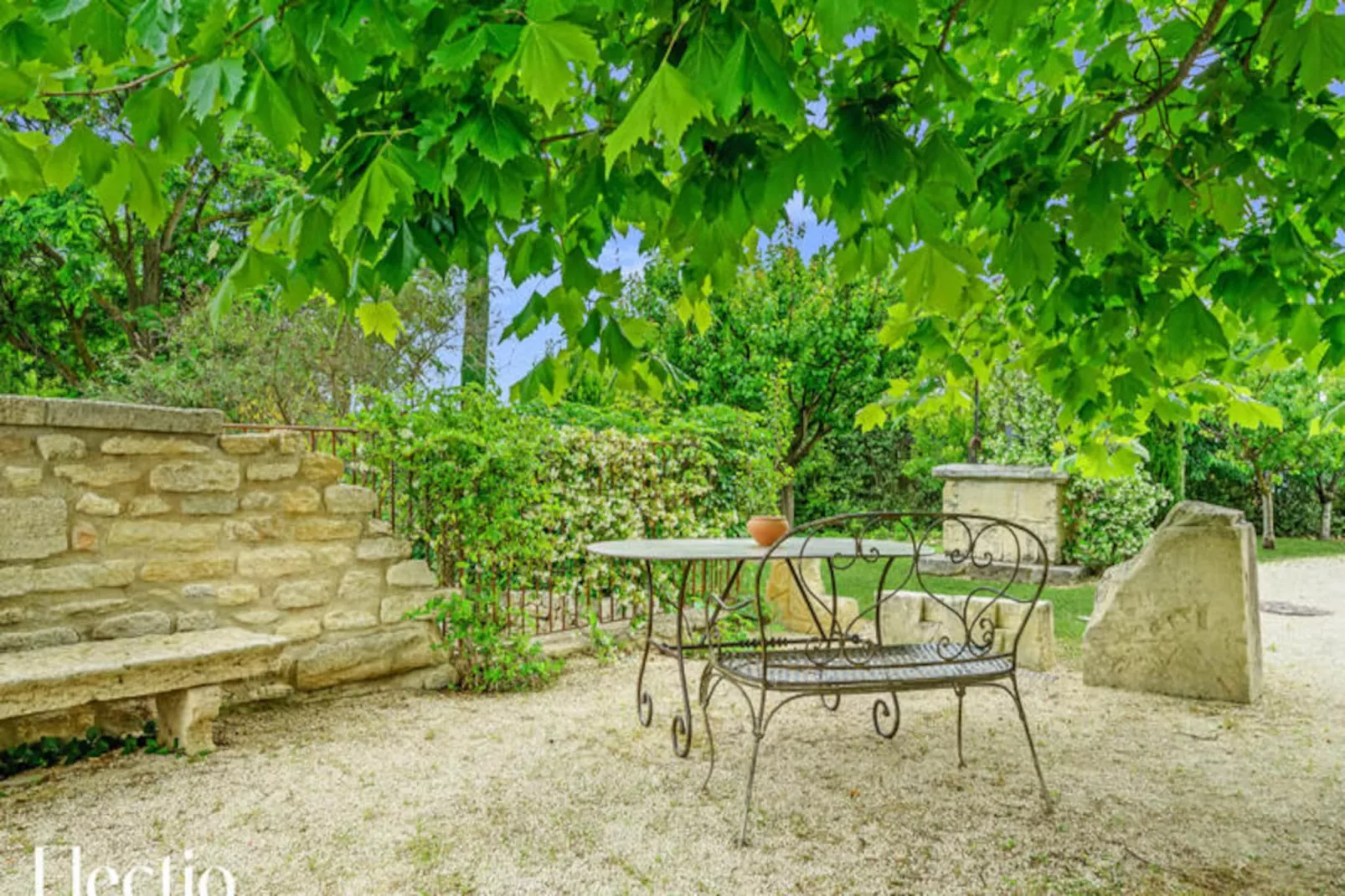 Loggia 8 Laurier | R&eacute;sidence Les Petitons-Niet-getagd