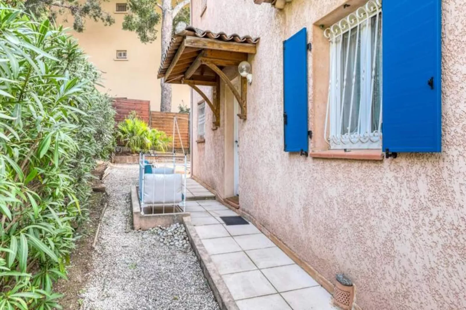 Résidence Vacances En Famille: Maison Avec Piscine & Vue Mer-Niet-getagd