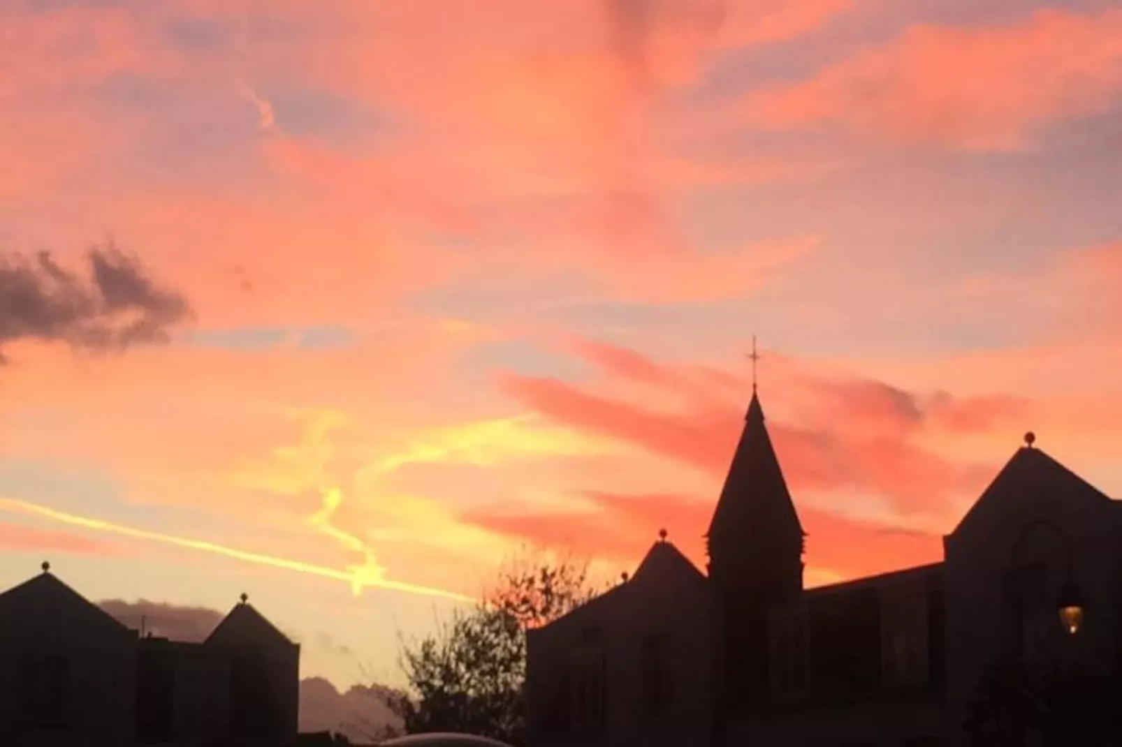 Agr&eacute;able Maison Familiale (parking Gratuit)-Niet-getagd