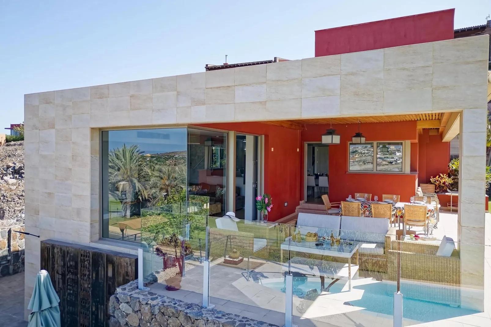 Piedra Amarilla 8 pax-Buitenkant zomer