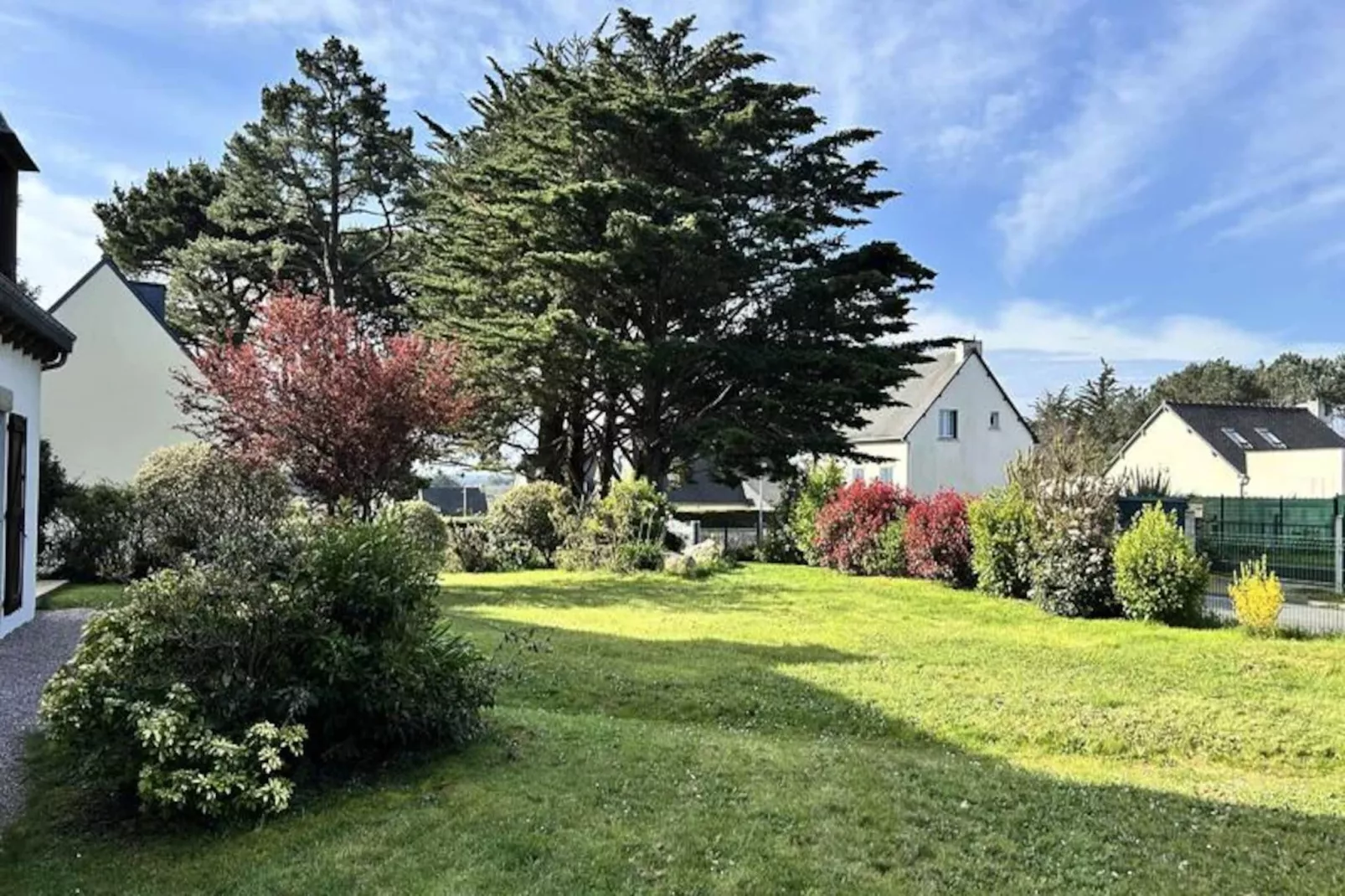 Résidence Les Hôpitaux-Niet-getagd