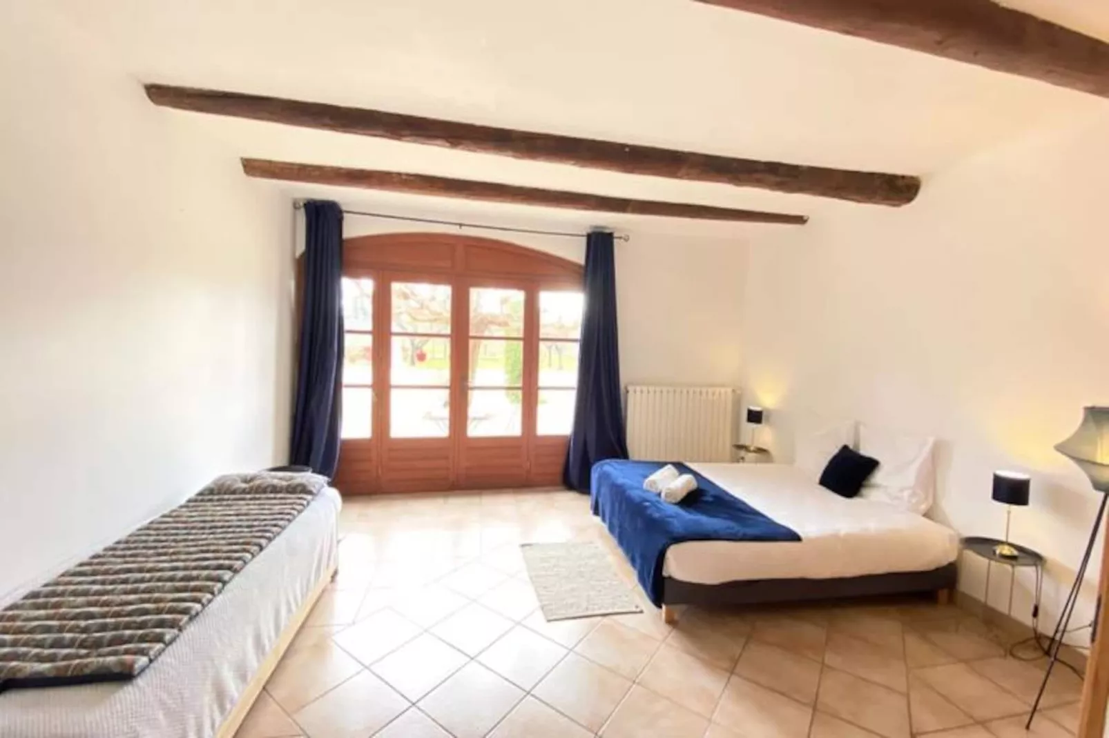 84b7 - Logement Dans Mas De Charme Du Xviii&egrave;me Si&egrave;cle-Niet-getagd