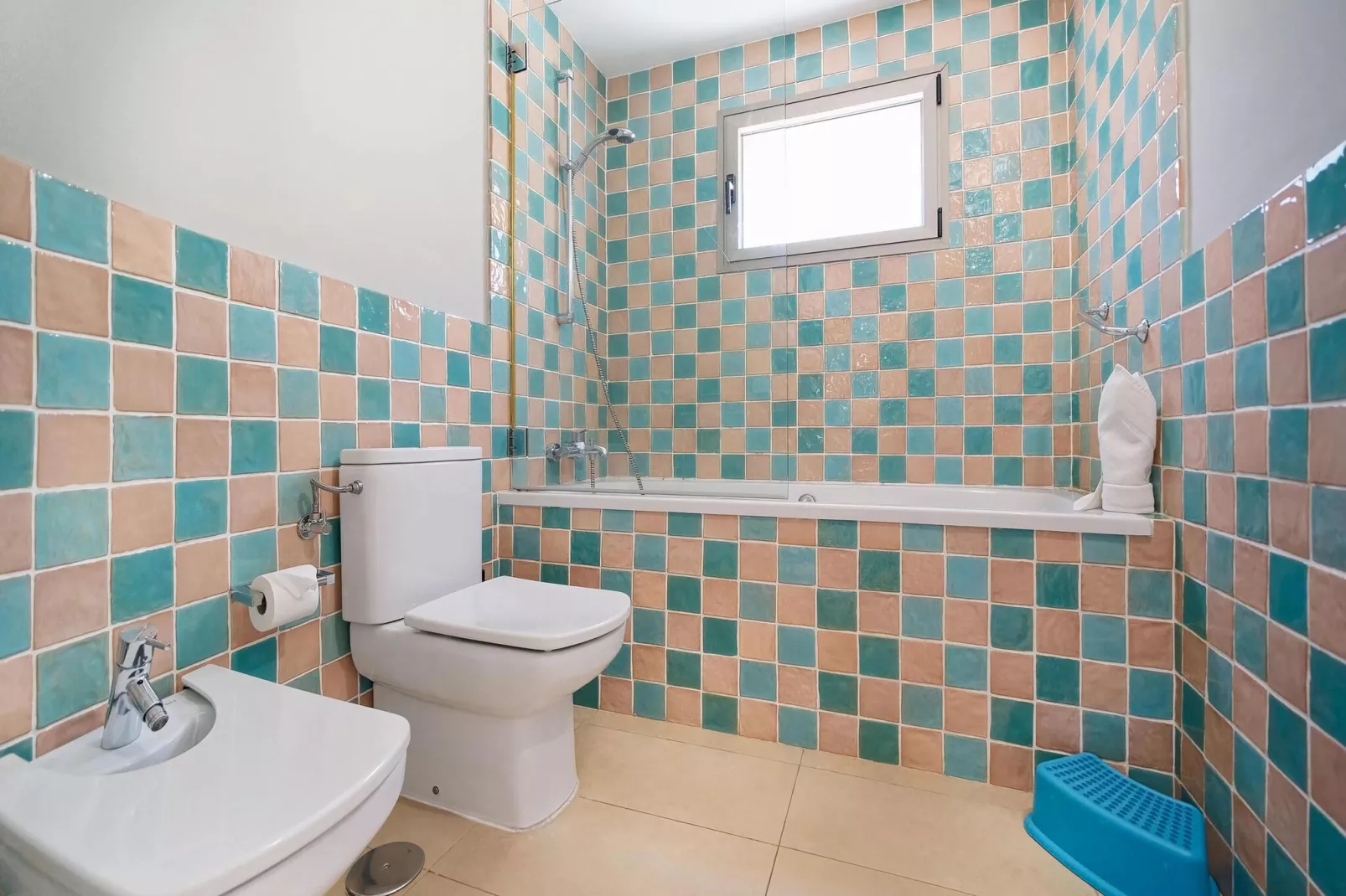 Piedra Amarilla 8 pax-Badkamer