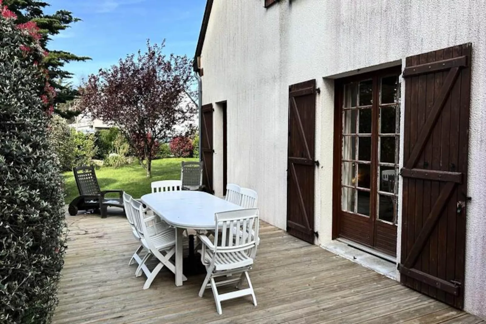 Résidence Les Hôpitaux-Niet-getagd