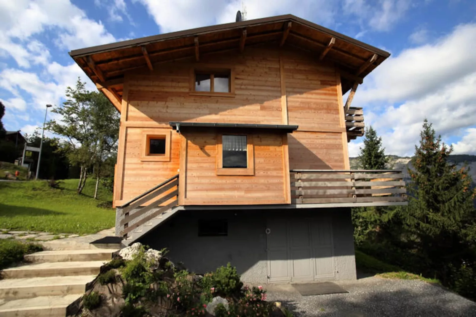 Chalets à Les Carroz-d'Arâches-Niet-getagd