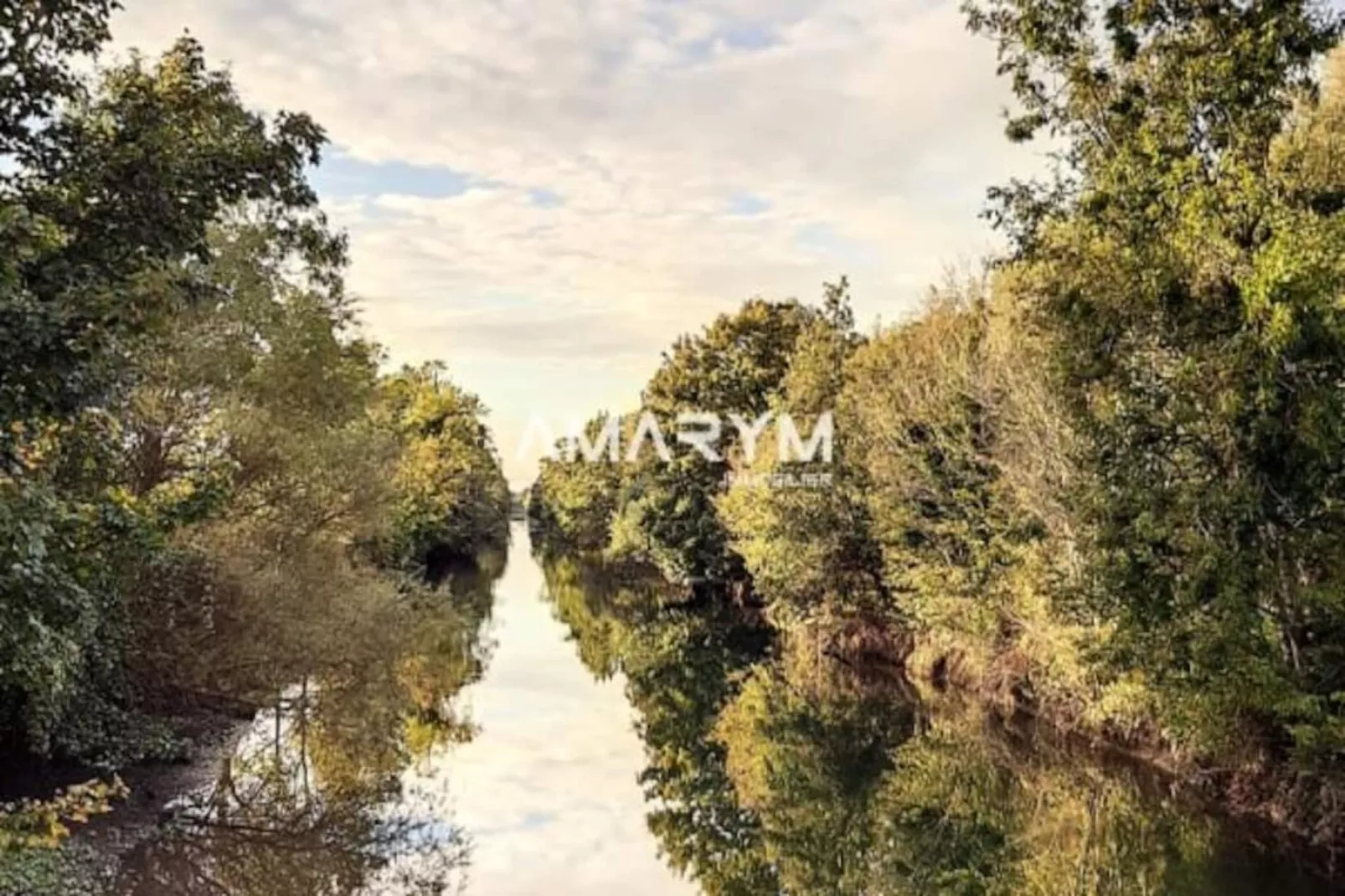 Résidence As 50 - Les Bateaux Au Bord De L'eau-Niet-getagd