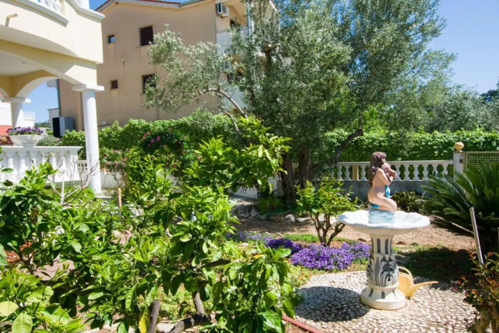 Camping Mobile Homes Bella Vita-Buitenlucht