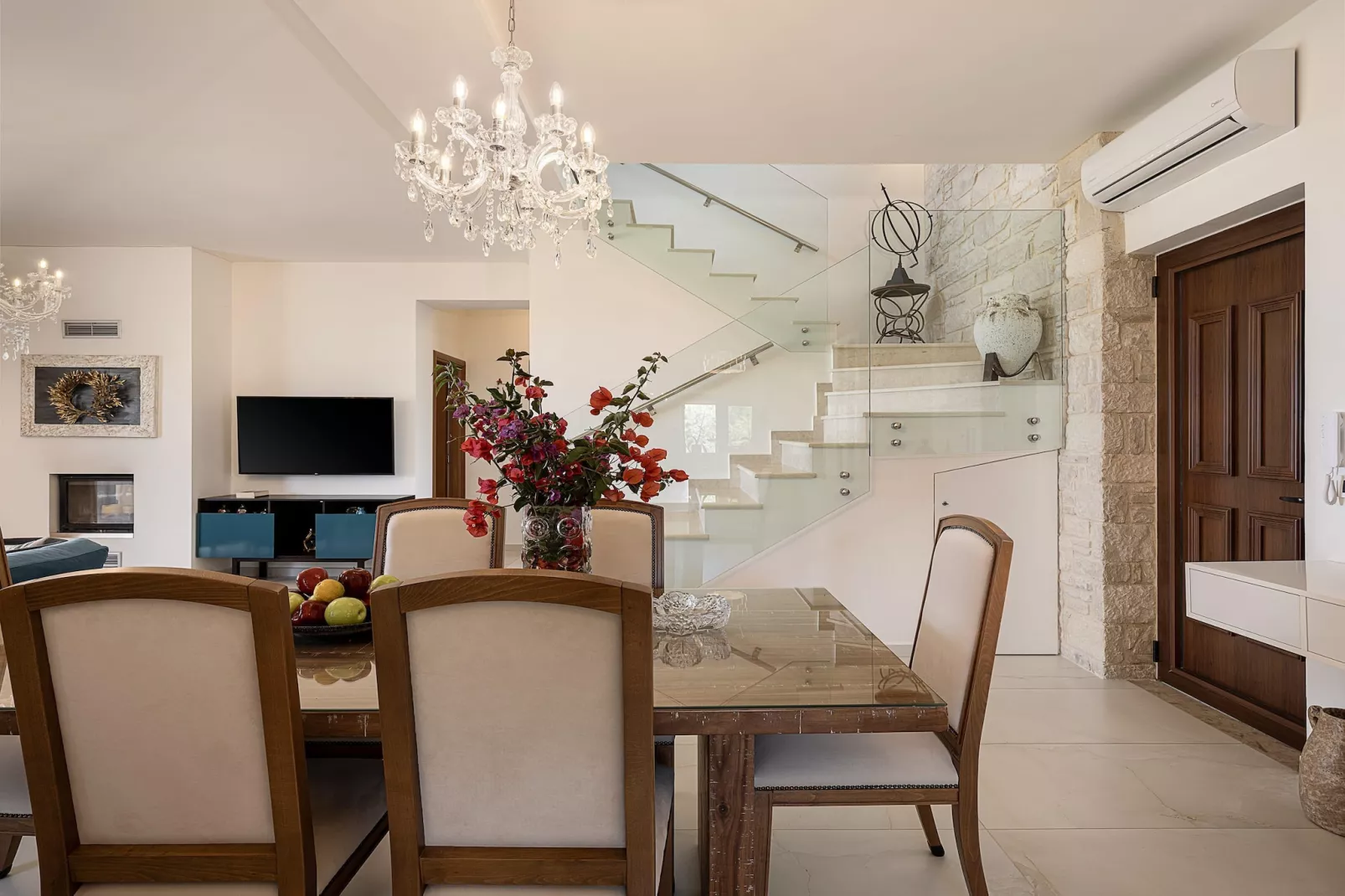 Villa Aloni 8prs-Eetkamer