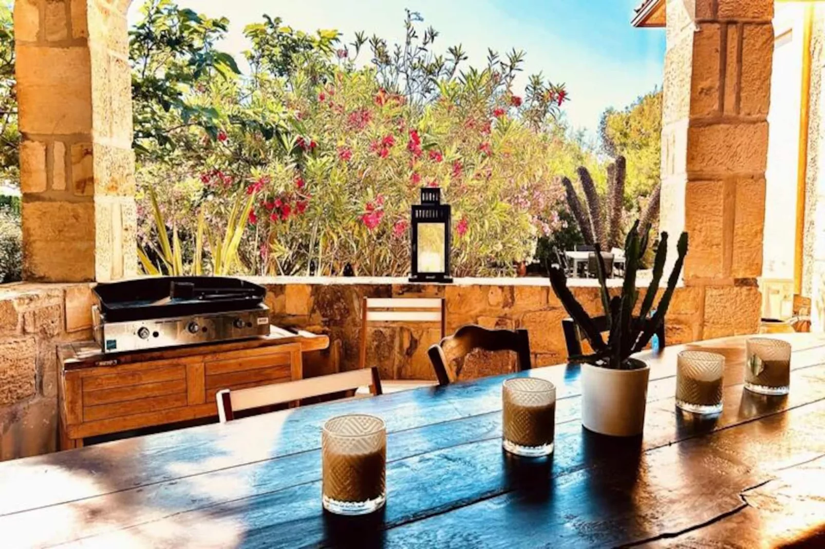 Villa Secret Du Jardin Face &agrave; La Mer-Niet-getagd