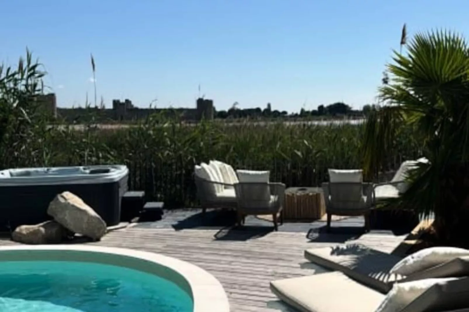 Résidence La Perle Rose Villa Standing 5 &eacute;toiles Avec Piscine Jacuzzi Et Superbe Vue-Niet-getagd