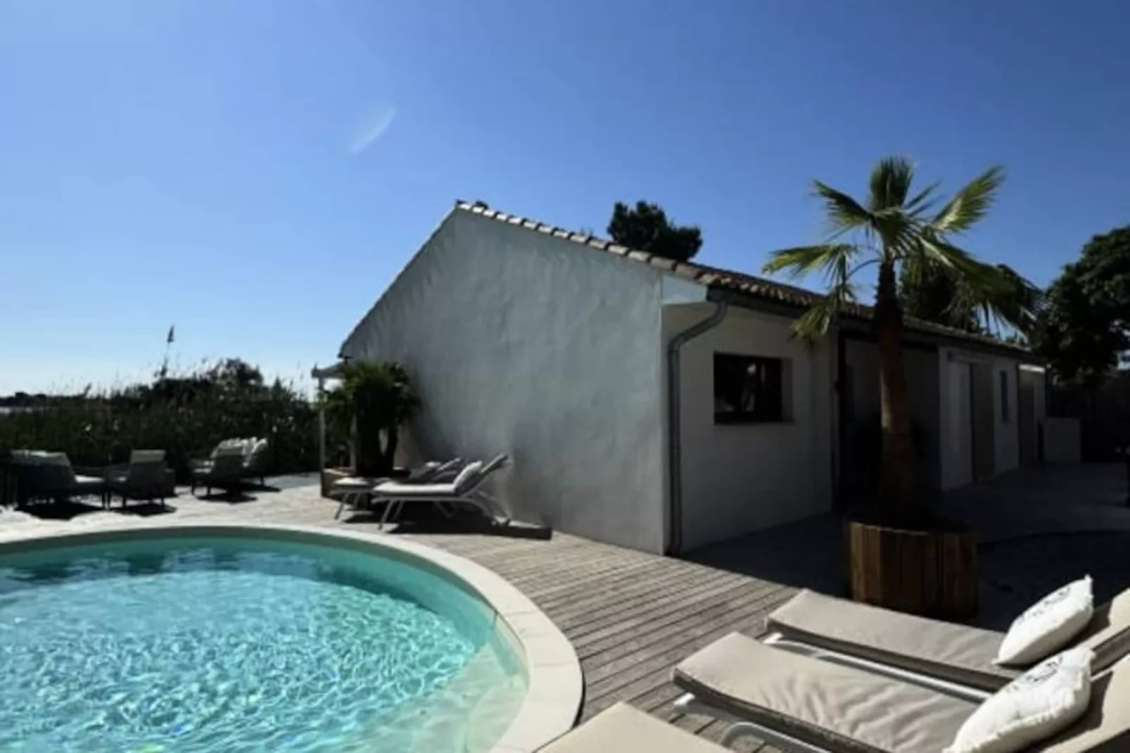 Résidence La Perle Rose Villa Standing 5 &eacute;toiles Avec Piscine Jacuzzi Et Superbe Vue-Niet-getagd