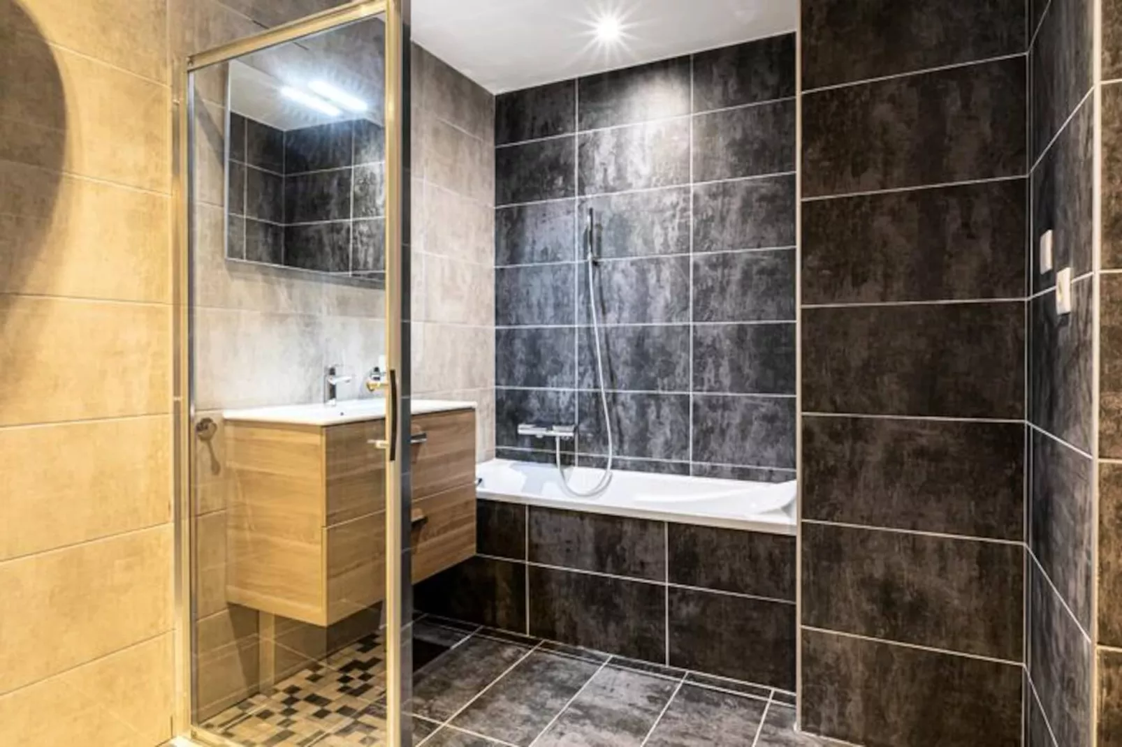 AlpChalets Portes du Soleil *****-Niet-getagd