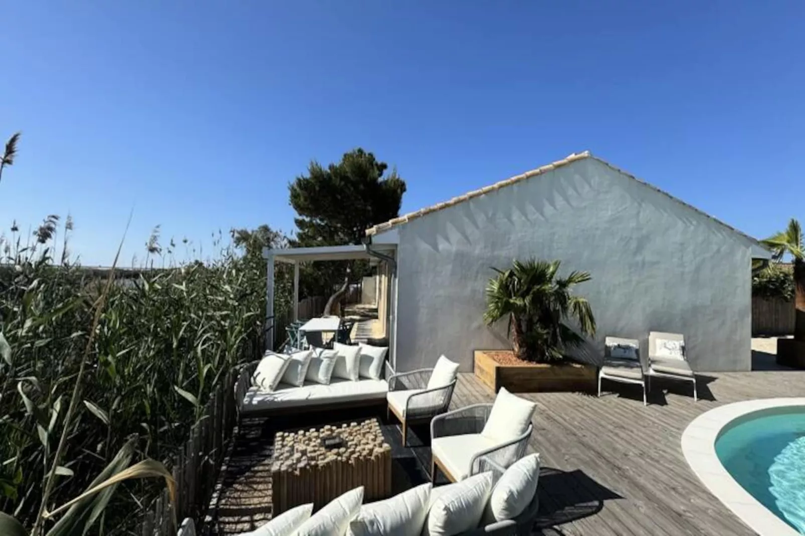 Résidence La Perle Rose Villa Standing 5 &eacute;toiles Avec Piscine Jacuzzi Et Superbe Vue-Niet-getagd