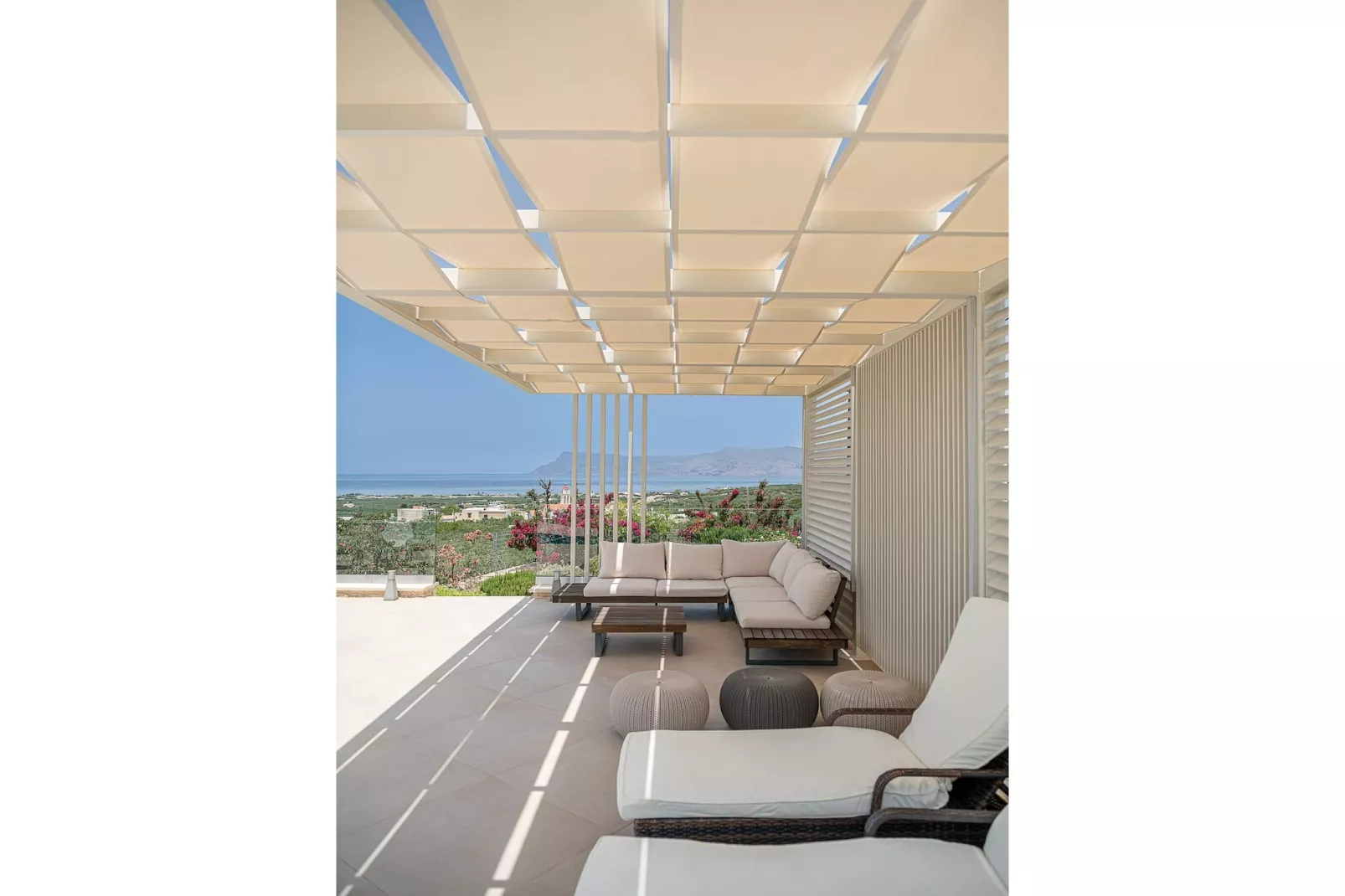 Villa Aloni 8prs-Terrasbalkon