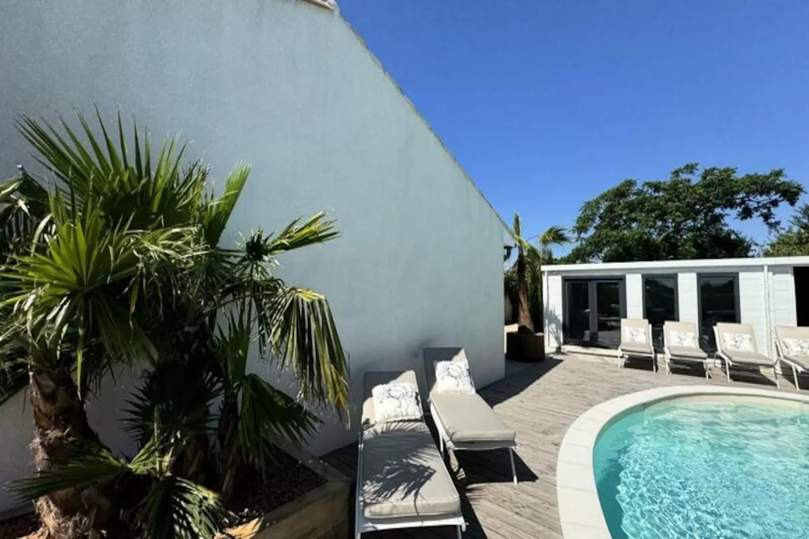 Résidence La Perle Rose Villa Standing 5 &eacute;toiles Avec Piscine Jacuzzi Et Superbe Vue-Niet-getagd