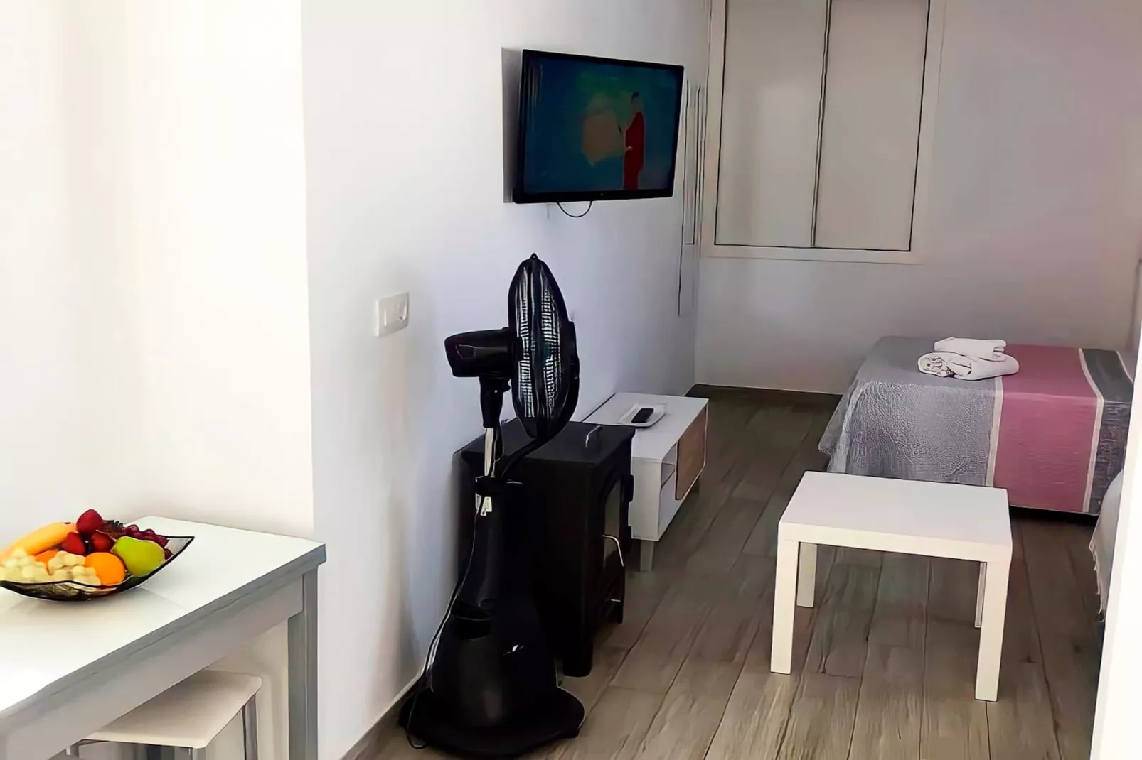 4637- +34696547830-Woonkamer