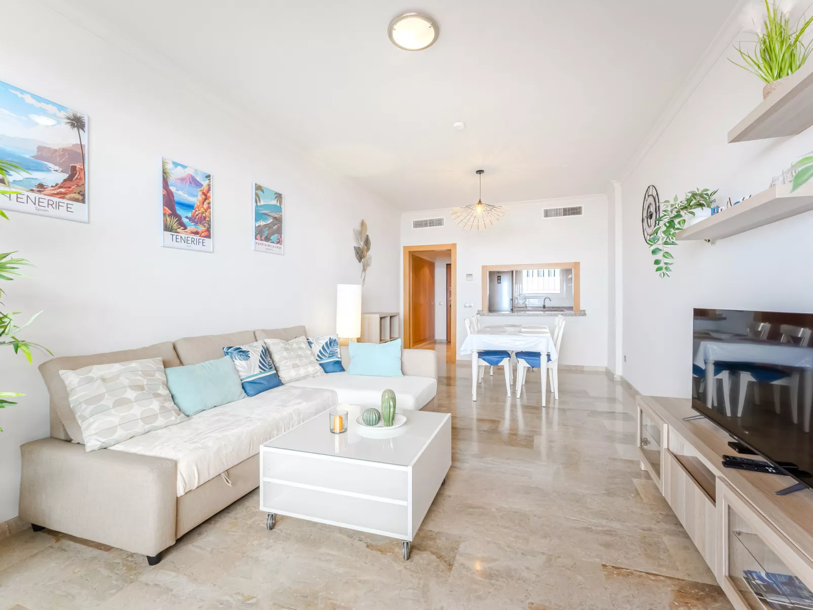 Santiago Seaview-Binnen