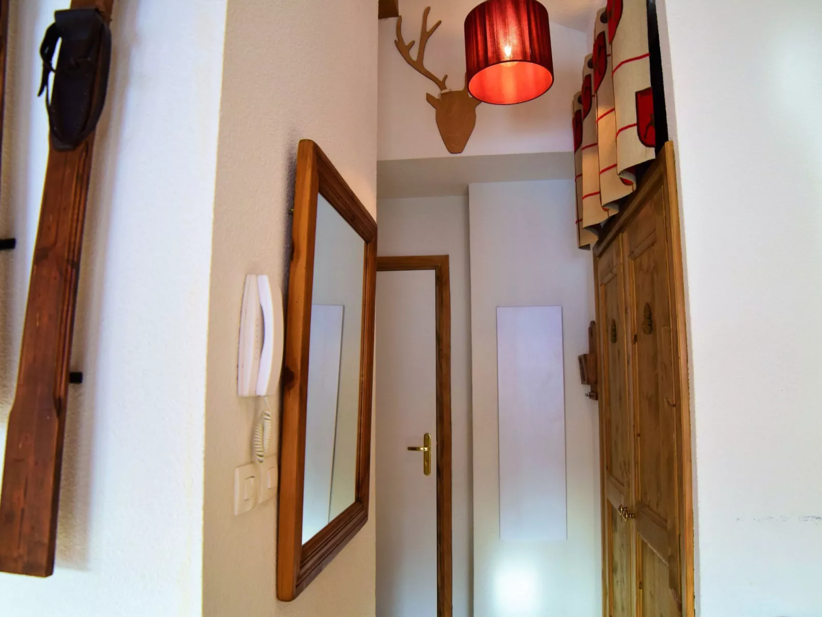 Balcons des Pistes C-Buiten